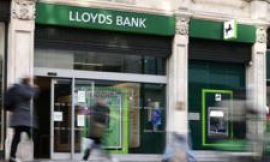 Lloyds Banking Group IT glitch affected almost 500,000 customers