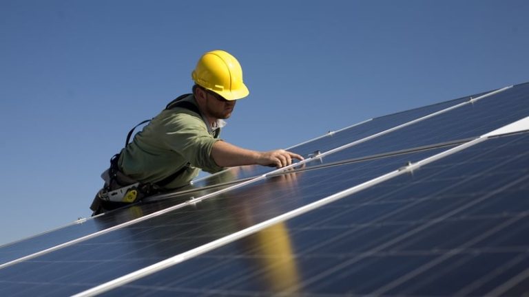 Read more about the article Does the war in Iran make solar more attractive?