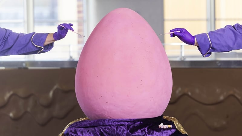 cadbury-world-unveils-the-‘world’s-largest’-mini-egg