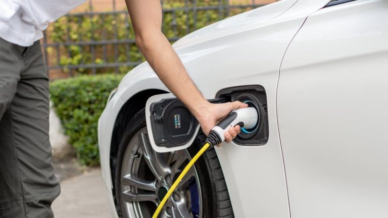 Read more about the article How rural areas are the ‘front line’ in electrifying transport