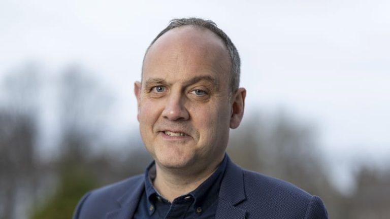 Read more about the article Business Post appoints Mark Beard as CEO