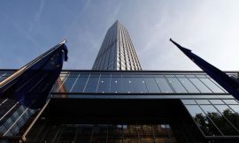 Most central banks on hold over war uncertainty