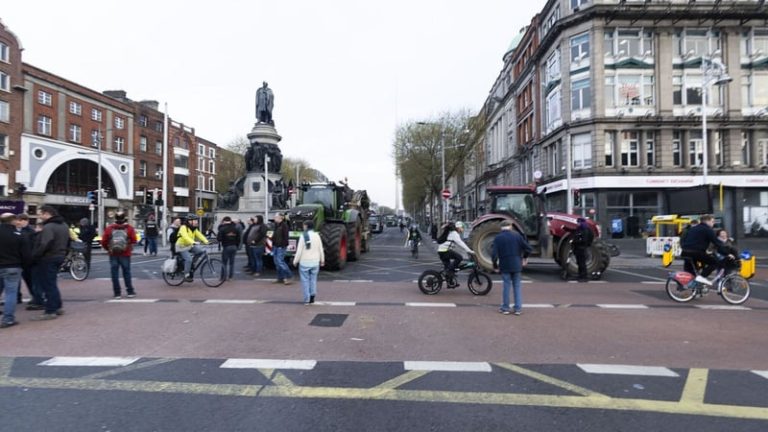 Read more about the article Retail trade down 50% in some areas due to blockade – REI