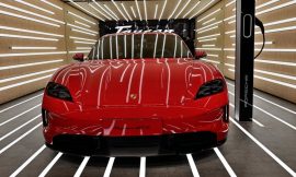 Porsche deliveries tumble further in first quarter