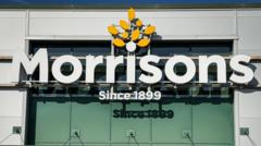 Read more about the article Morrisons plans to cut 200 jobs at Bradford head office