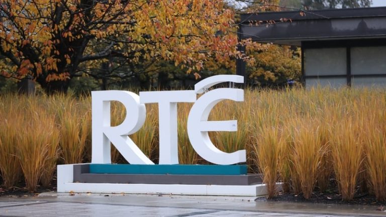 Read more about the article SIPTU members in RTÉ to be balloted over outsourcing