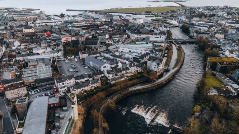 Read more about the article Expansion of the Port of Galway to be ‘transformational’