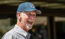 Netflix co-founder Reed Hastings to step down as chairman