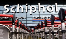 Amsterdam airport offers airline discounts on fuel costs