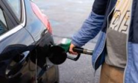 Oil price briefly hits $120 after reports of ‘extended’ Iran blockade