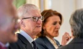 Apple sees ‘extraordinary’ iPhone demand as boss Tim Cook leaves