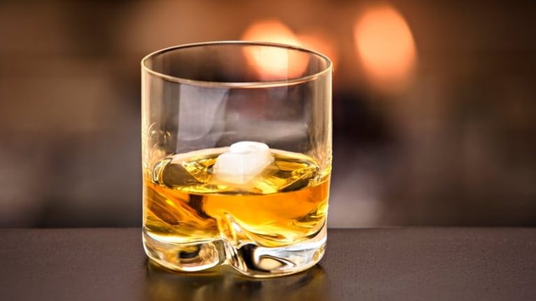 Read more about the article Whiskey body fears cross-border ‘disparity’ on tariffs