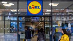 lidl’s-loyalty-card-becomes-less-generous,-shoppers-say