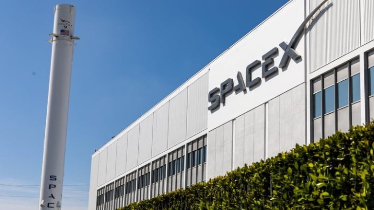 Read more about the article SpaceX files plan for $55 billion Terafab chip facility