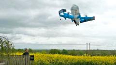 Read more about the article Watch: Drone delivers first Amazon parcels in UK