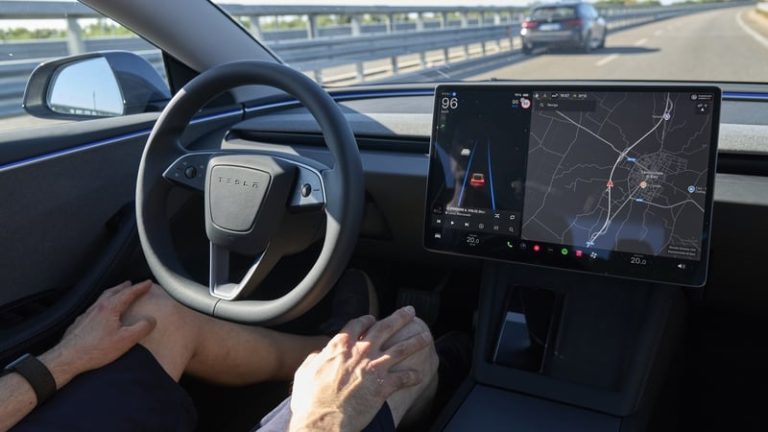 Read more about the article Tesla in talks with Irish Govt on self-driving approval