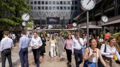 uk-borrowing-costs-jump-as-uncertainty-over-pm’s-future-continues