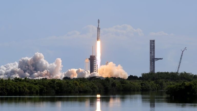 Read more about the article How SpaceX stacks up against some of the biggest US IPOs