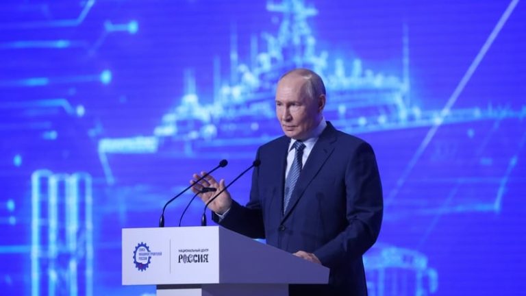 Read more about the article Oil exports from Russia’s ports up despite drone strikes