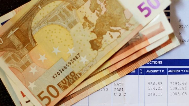 Read more about the article ‘Too early’ to say if USC cuts in next budget – Taoiseach