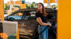 Read more about the article Petrol hits highest price since start of Iran war