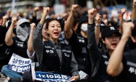 Samsung union suspends planned strike as deal reached