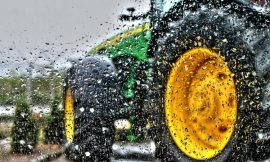 Deere beats second-quarter profit estimate