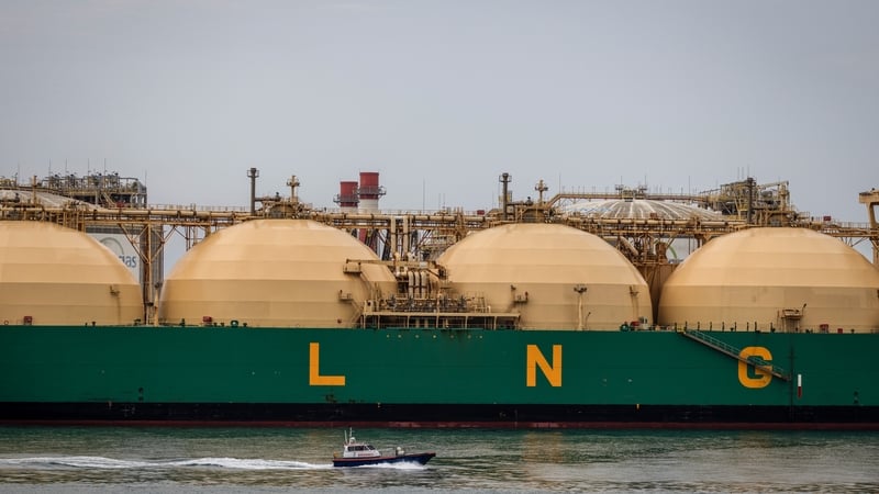 european-gas-prices-edge-lower-as-supply-grows