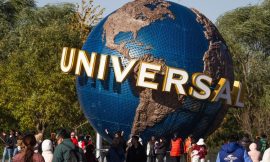 Universal commits to £5 billion theme park near London