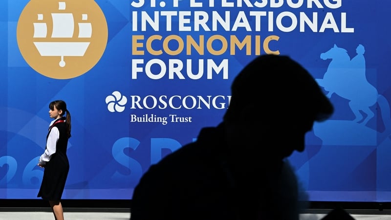 putin-faces-rival-visions-of-war-at-russia’s-‘davos’