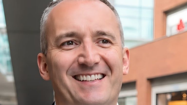 Read more about the article Blanchardstown Centre appoints new Centre Director