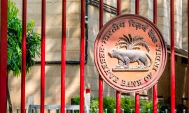 India ramps up support for rupee, holds rates steady