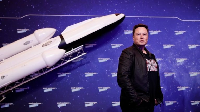 Read more about the article 5 ways Musk’s SpaceX upended Wall Street’s IPO playbook