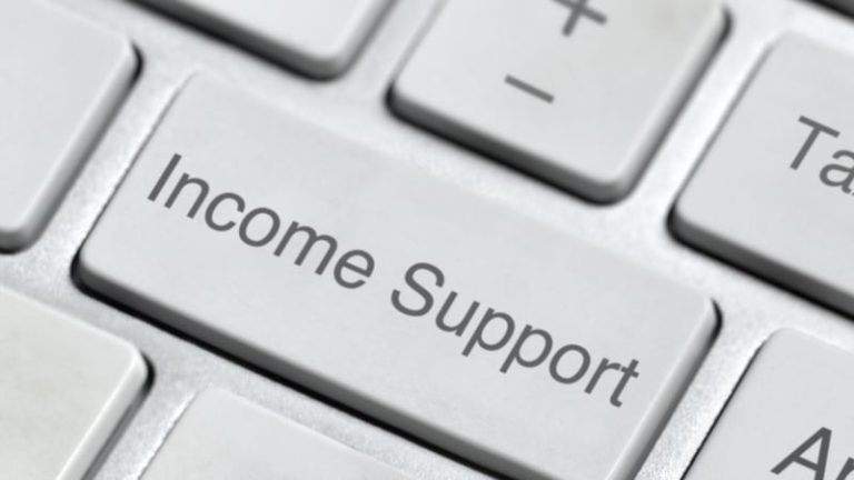 Read more about the article Immigrants no more likely to claim welfare, ESRI finds