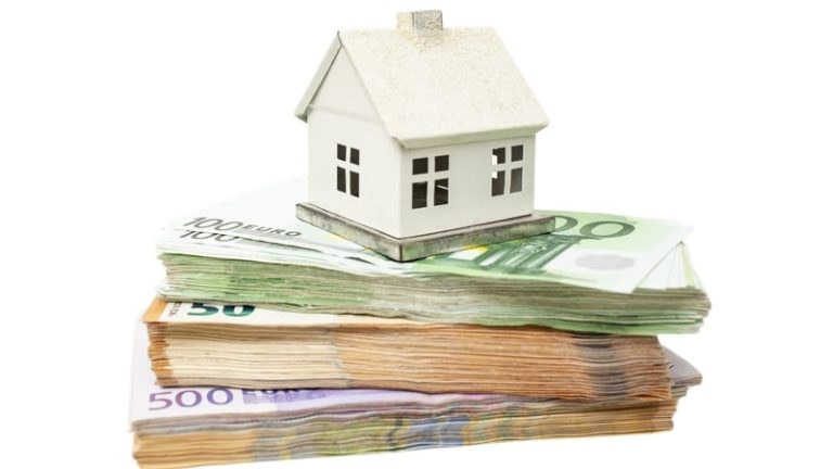 Read more about the article Valuer’s ‘typo’ blamed for missing out on ‘Help to Buy’
