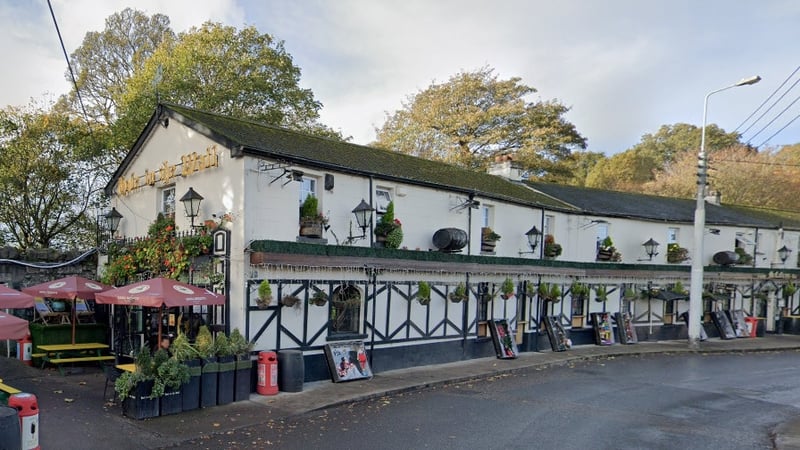 closure-order-for-hole-in-wall-pub-with-holes-in-walls