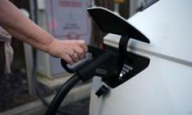 UK electric car sales target set to be weakened