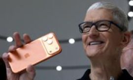 Apple boss Tim Cook says prices to rise due to memory chip costs
