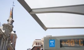 From cool boxes to dawn starts, Europe Inc adapts to heat