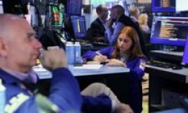 Tech stocks tumble on concerns over AI spending