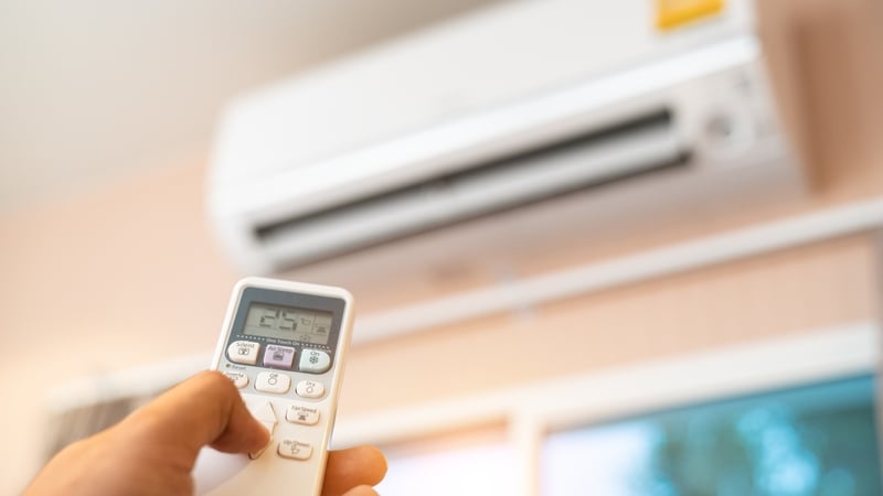asia’s-air-con-makers-grab-some-cool-cash-in-europe-heat