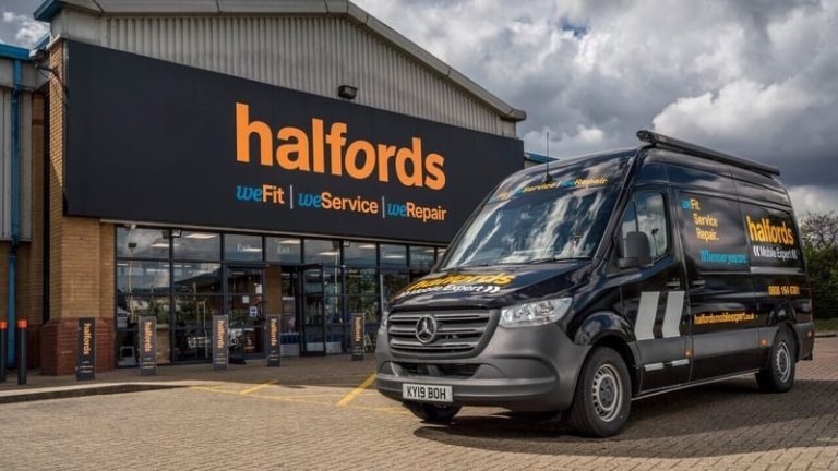 Read more about the article Halfords sees 2027 profit near top end of analyst views