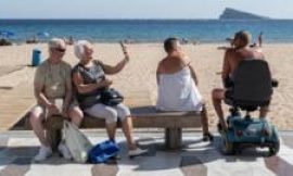 Spain’s visitor numbers hit new highs as tourists avoid Middle East