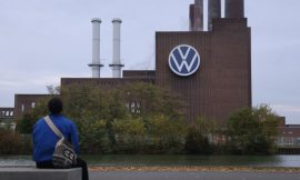 Volkswagen stakeholders meet to decide future of company