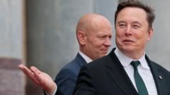 spacex-share-price-drops-below-stock-market-debut