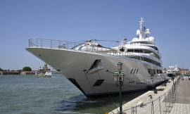 Trump’s ambassador arrived in Venice on superyacht