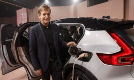 Volvo Cars sees stronger second half despite China slump