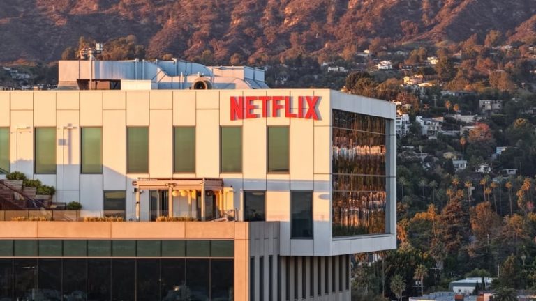 Read more about the article Netflix earnings forecast disappoints, shares tumble