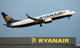 Ryanair broken window may have been caused by ‘foreign object’