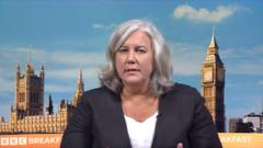 transport-secretary-quizzed-on-bus-fare-change